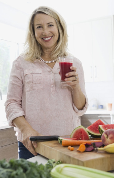 רכיבי תזונה מזינים וידידותיים לגיל המעבר שעשויים להקל את התסמינים